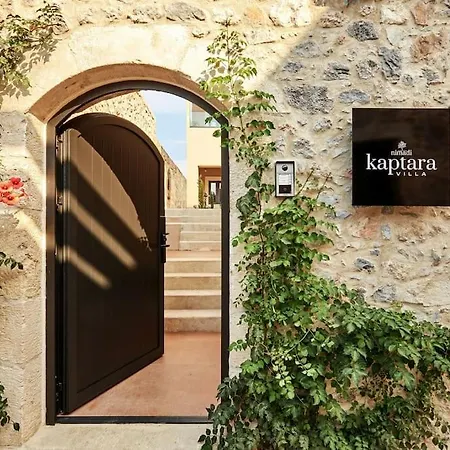 Kaptara Premium Upper Level Unit With Plunge Pool-part Of Kaptara Complex Apartment *