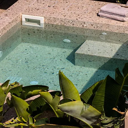 Kaptara Premium Upper Level Unit With Plunge Pool-part Of Kaptara Complex Koutouloufari